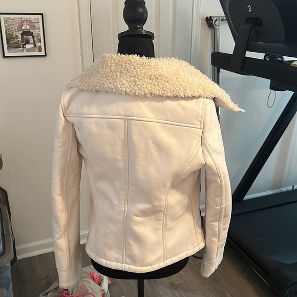 GUESS jacket - Picture 2 of 2